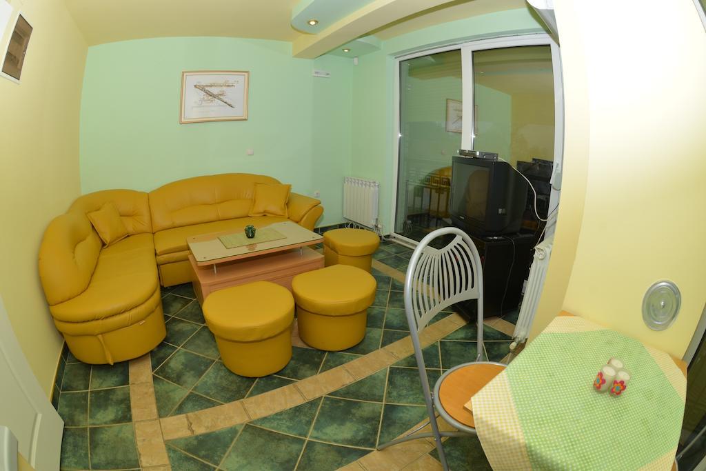 Rooms And Apartaments De Niro Trpejca Phòng bức ảnh